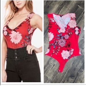 Guess
"Sophia bodysuit"